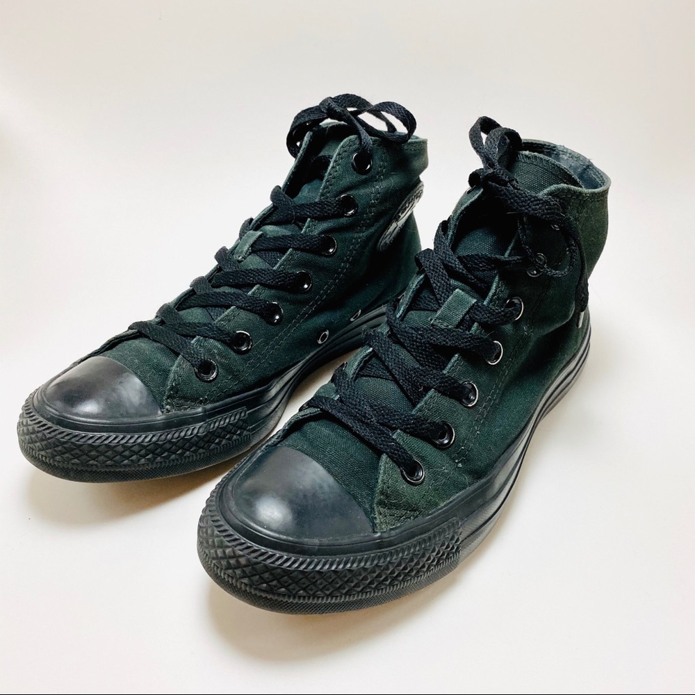 Black Hi-top Converse Sz 8